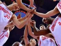 乐鱼体育官方登录入口-地区争霸：重庆队和青岛队交锋的简单介绍