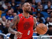 乐鱼体育课程-开拓者主场力克国王，利拉德狂砍40分