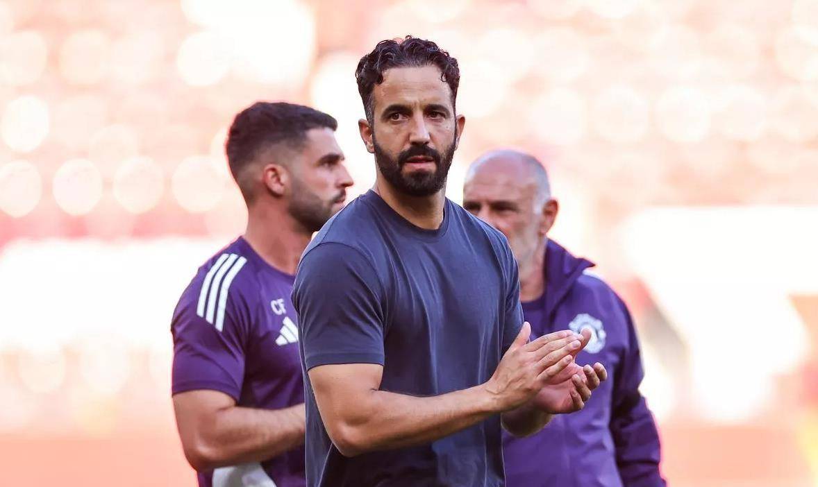 里尔年轻球员崭露头角，成为焦点人物