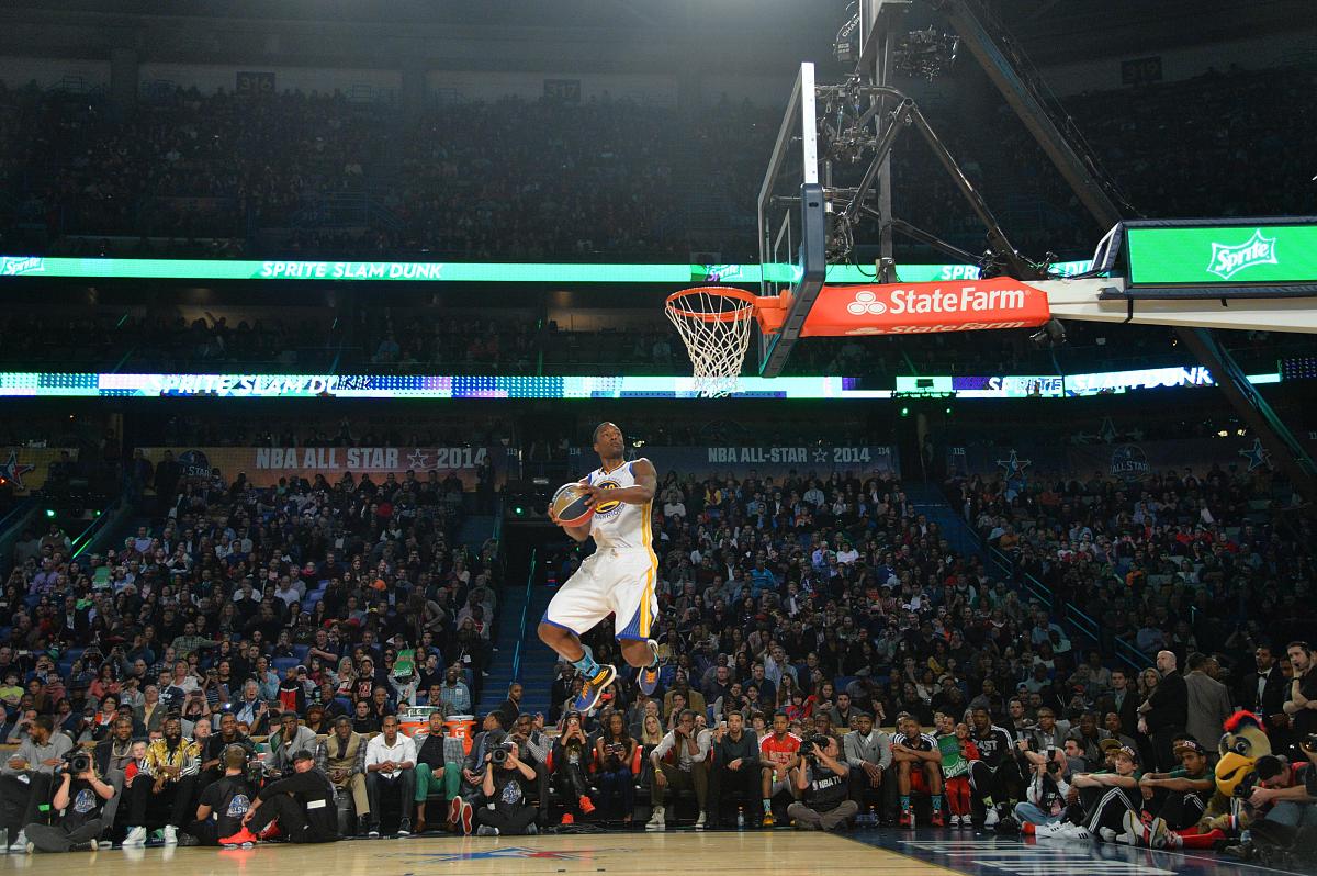 关于独行侠老将在比赛中取得生涯新高得分的信息