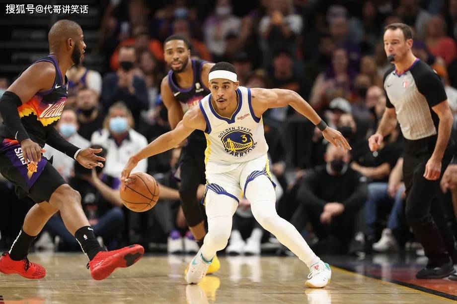 鹿岛主场大胜广州富力，取得连胜保持领先的简单介绍