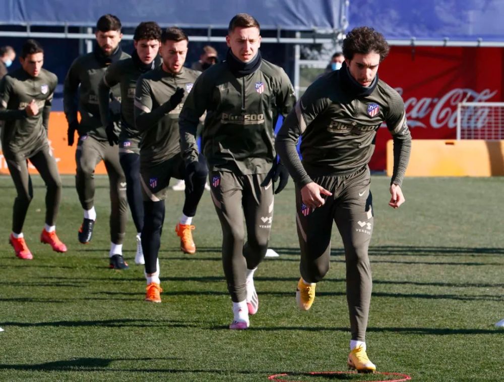 关于创下神奇一战，球队征服对手的信息