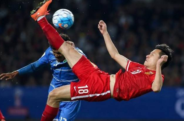 瑞典队锁定欧洲足球锦标赛席位