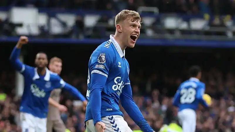 英超积分榜:埃弗顿赞助商巨额签约,转会市场或再受影响的简单介绍 英超积分榜:埃弗顿赞助商巨额签约,转会市场或再受影响的简单介绍