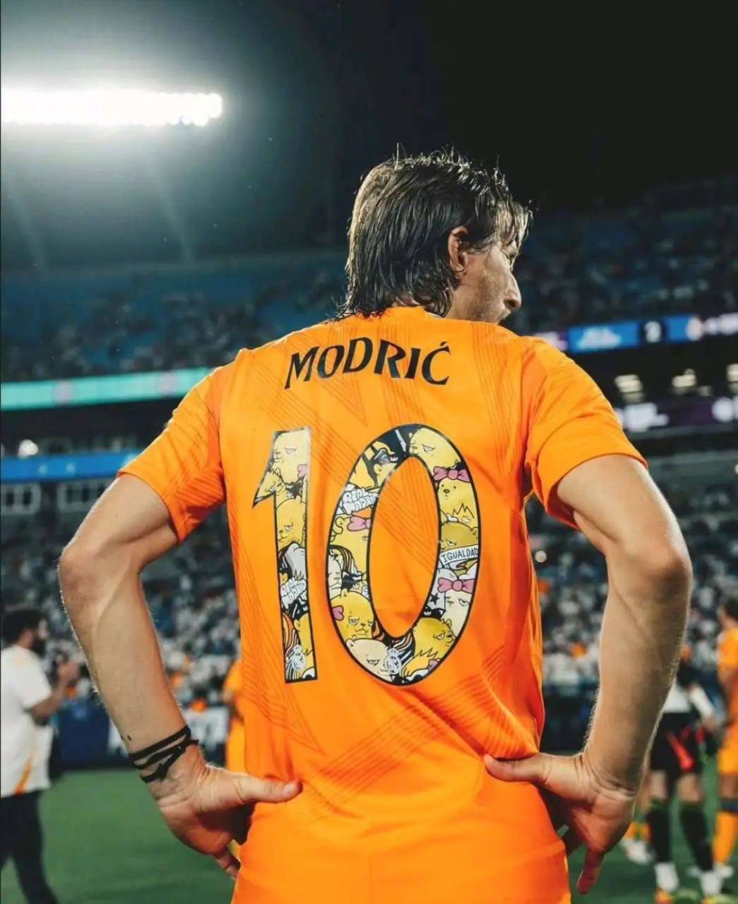 皇马主帅坚守阵地，成功带领球队取得胜利！