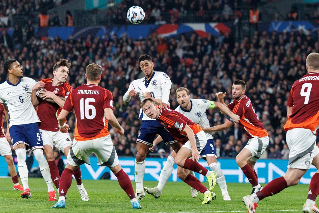 世界足球锦标赛上演精彩对决 世界足球锦标赛上演精彩对决