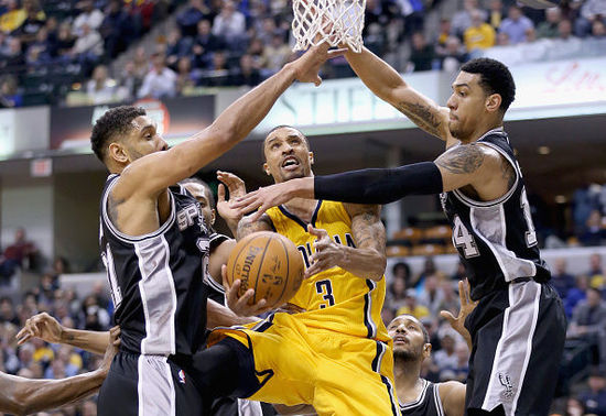 步行者逆转猛龙，马刺连胜终结