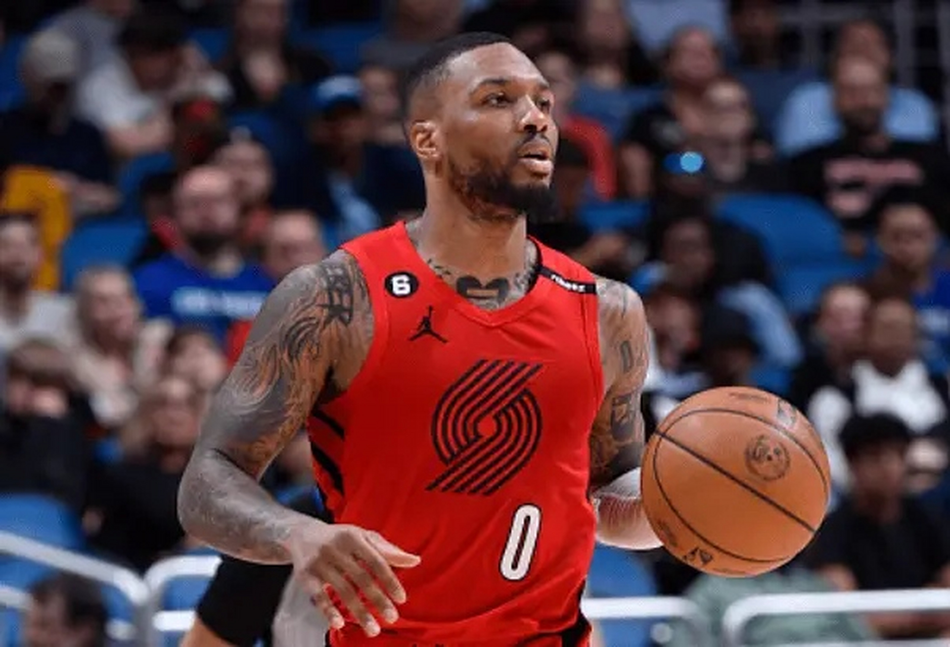 开拓者主场力克国王，利拉德狂砍40分